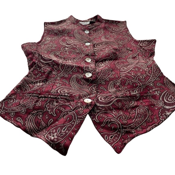 Passports by Pier 1 Imports Tapestry Paisley Vest Red Size Medium Burgundy Boho - Picture 5 of 9